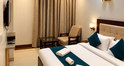 HVH KASHI VISHWANATH Room Type - Deluxe Twin Room