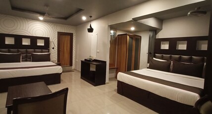 Hotel Maan Residency Room Type - Suite Room