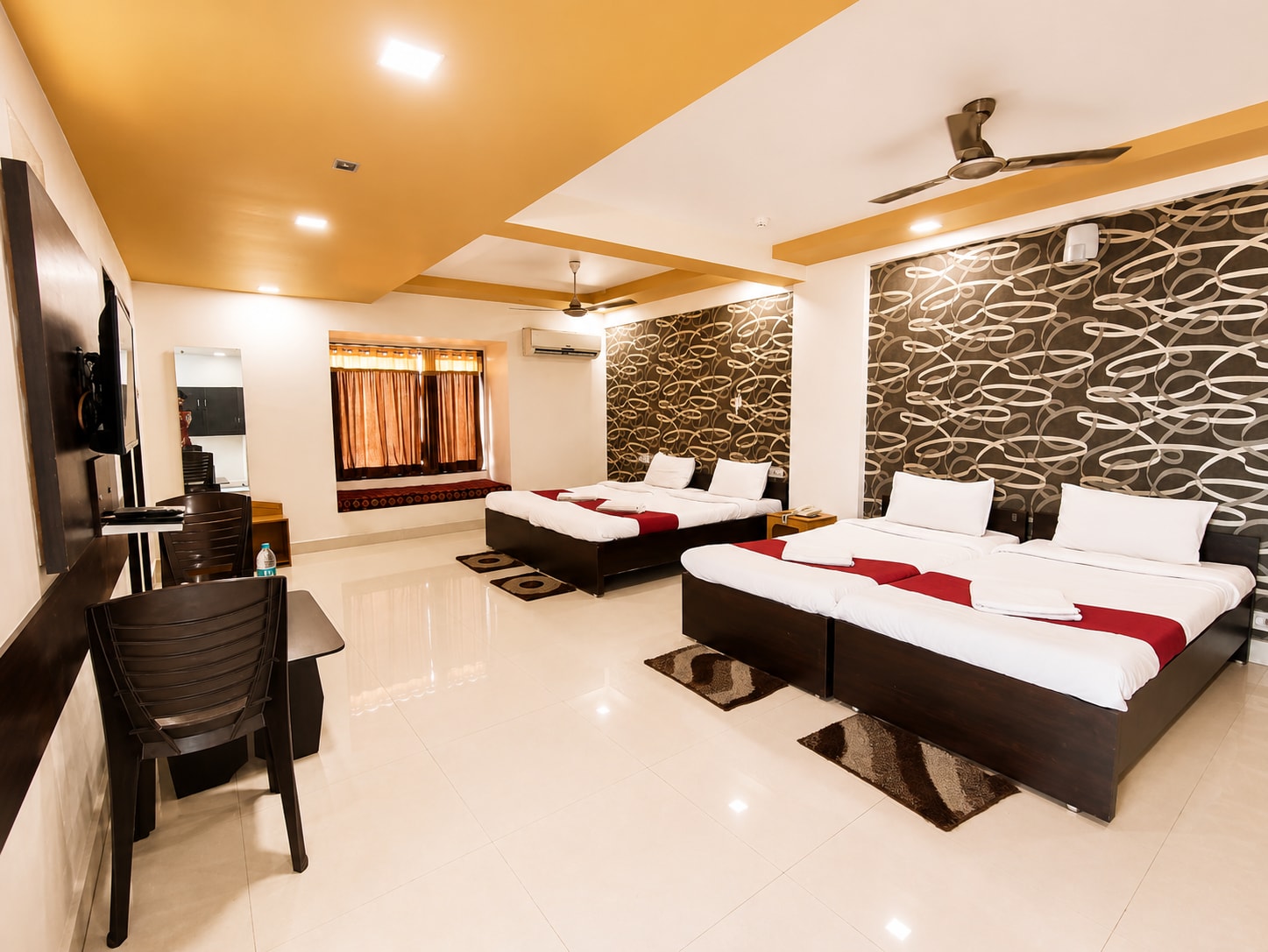 Hotel Sukh Sagar - Tap to explore photos