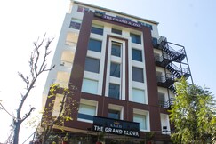 Kamay The Grand Alova And Spa