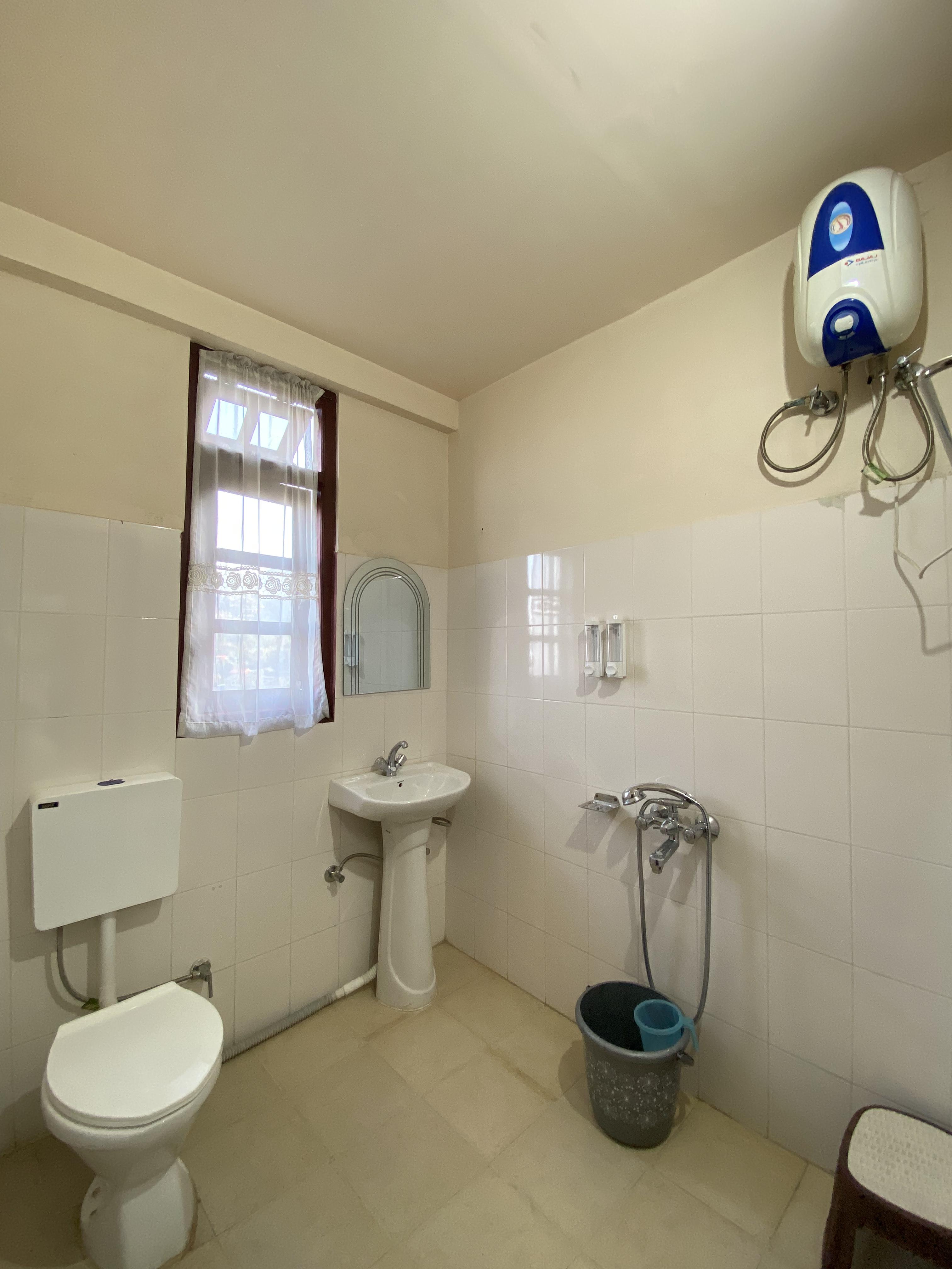Cedar Homestay - Tap to explore photos
