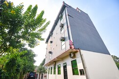 Address of Hotel Rajhans Gurgaon
