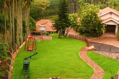 Mudumalai Holiday Village (20kms from Masinagudi)