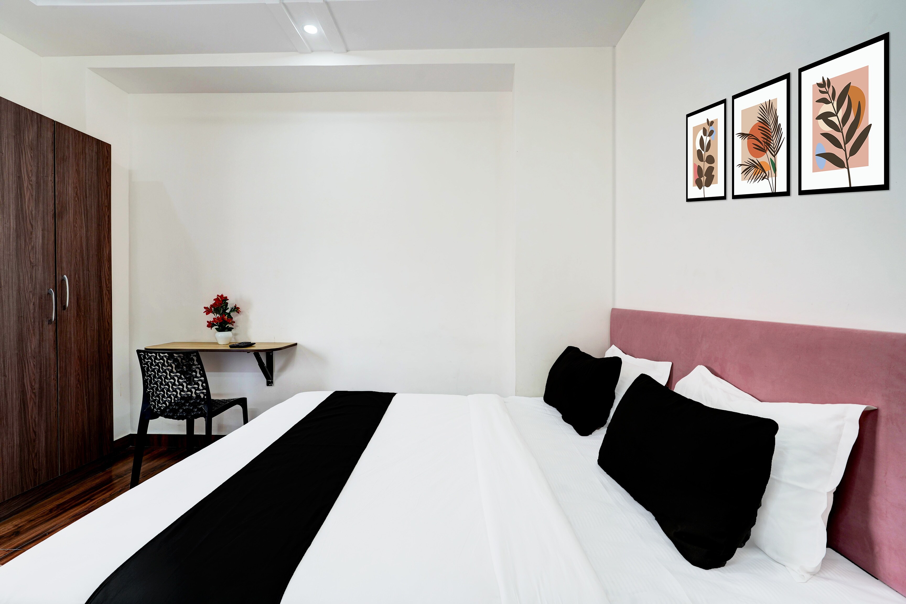 Hotel O Nandi Suites - Tap to explore photos
