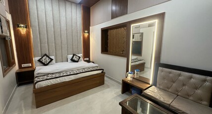 Hotel Seeta Since 1965 | 30 seconds walk to Golden Temple Room Type - Deluxe Room 1 Minute walk from Golden Temple Hotel Seeta Since 1965 | 30 seconds walk to Golden Temple Room Type - Deluxe Room 1 Minute walk from Golden Temple