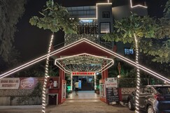 HOTEL HIMALAYA GREEN