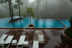 Elixir Hills Suites Resort & Spa