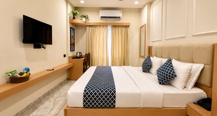 Alpine Stays Udaipur Room Type - SUPERIOR ROOM WITH MOUNTAIN VIEW