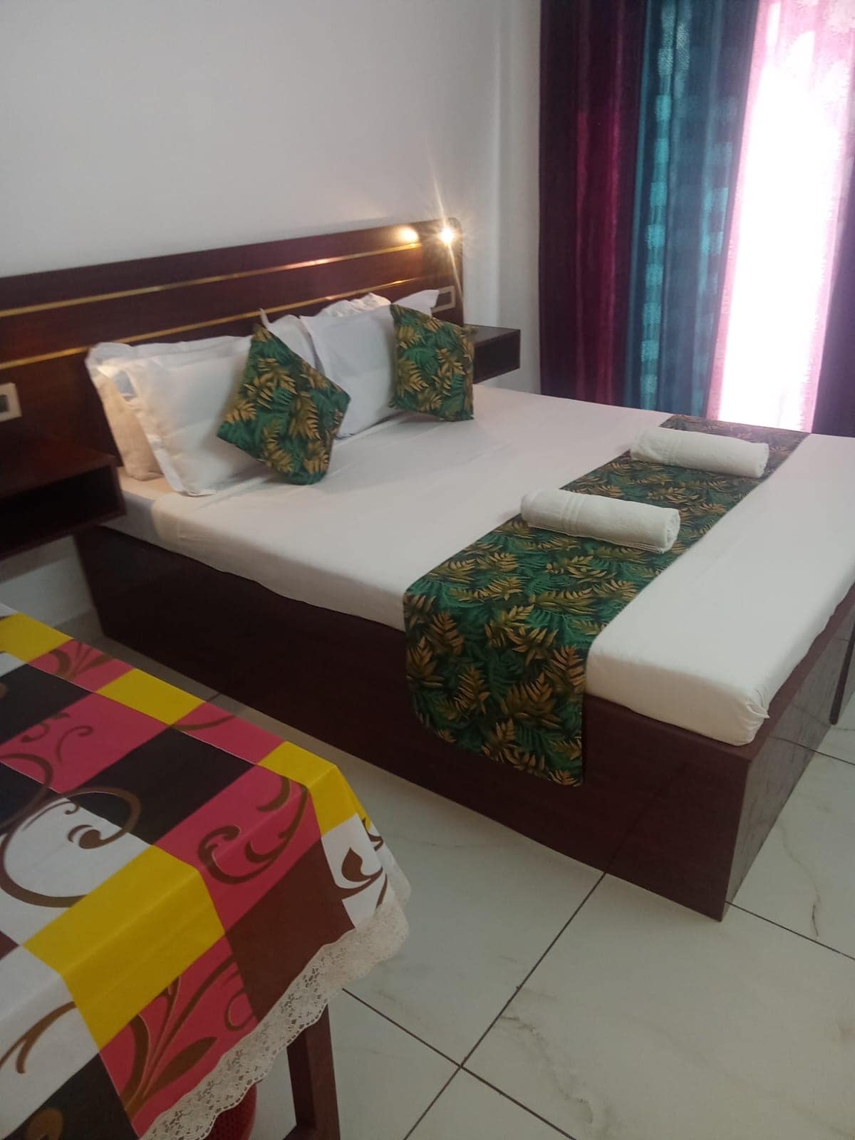 Hotel Samudra Tara - Tap to explore photos