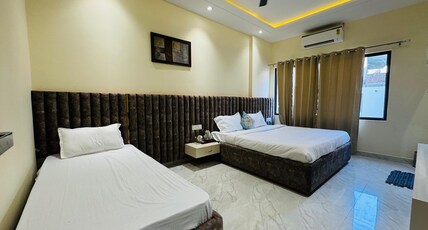Amritsar Home Stays Room Type - Family Room 2+2+1