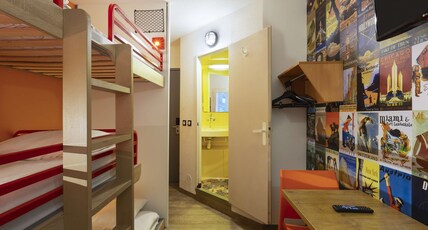 H Room Type - Cabrio room with three single beds with private bathroom and WC new ontheroad H Room Type - Cabrio room with three single beds with private bathroom and WC new ontheroad