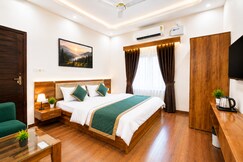 Hotel Aaradhya Shree Palace