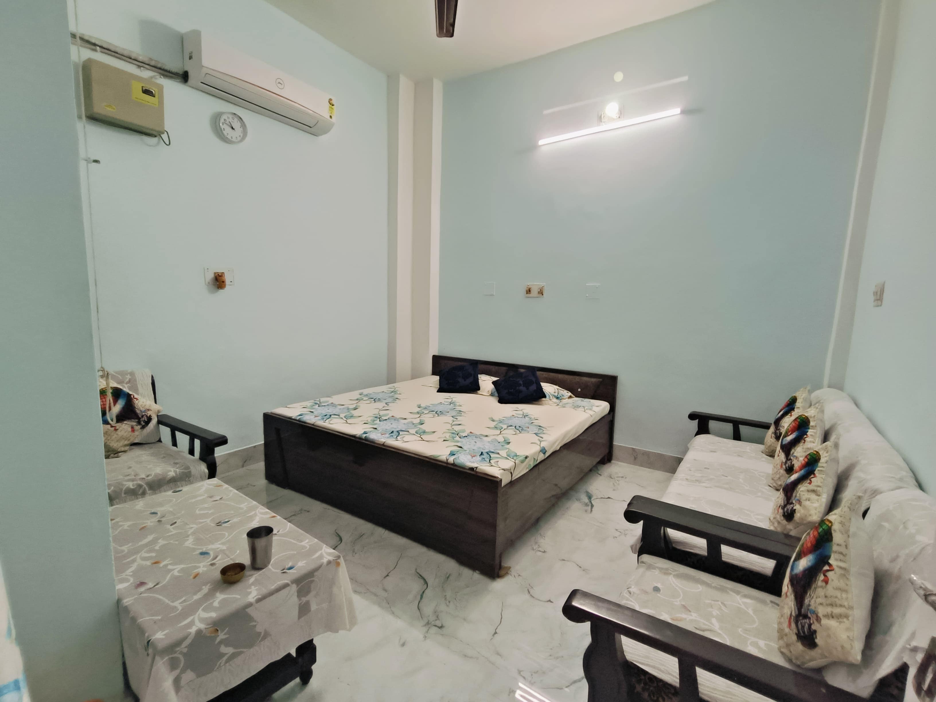 Mithilesh bhawan - Tap to explore photos