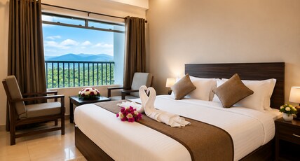 Pleasant Hill Resort - Munnar Room Type - Deluxe Valley View Room with Balcony
