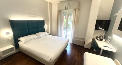 Best Western Cesena Hotel Room Type - 1 King Bed, Superior Room, Single Sofabed