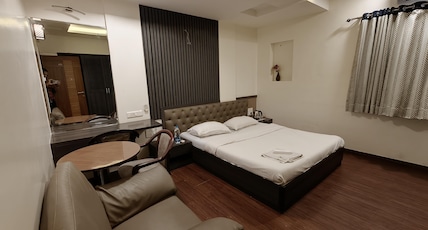 Hotel Saideep Executive Room Type - Deluxe Ac Hotel Saideep Executive Room Type - Deluxe Ac