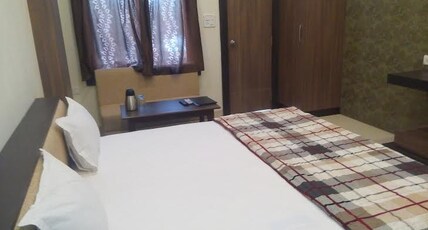 Shree Shyam Palace Room Type - Deluxe Room