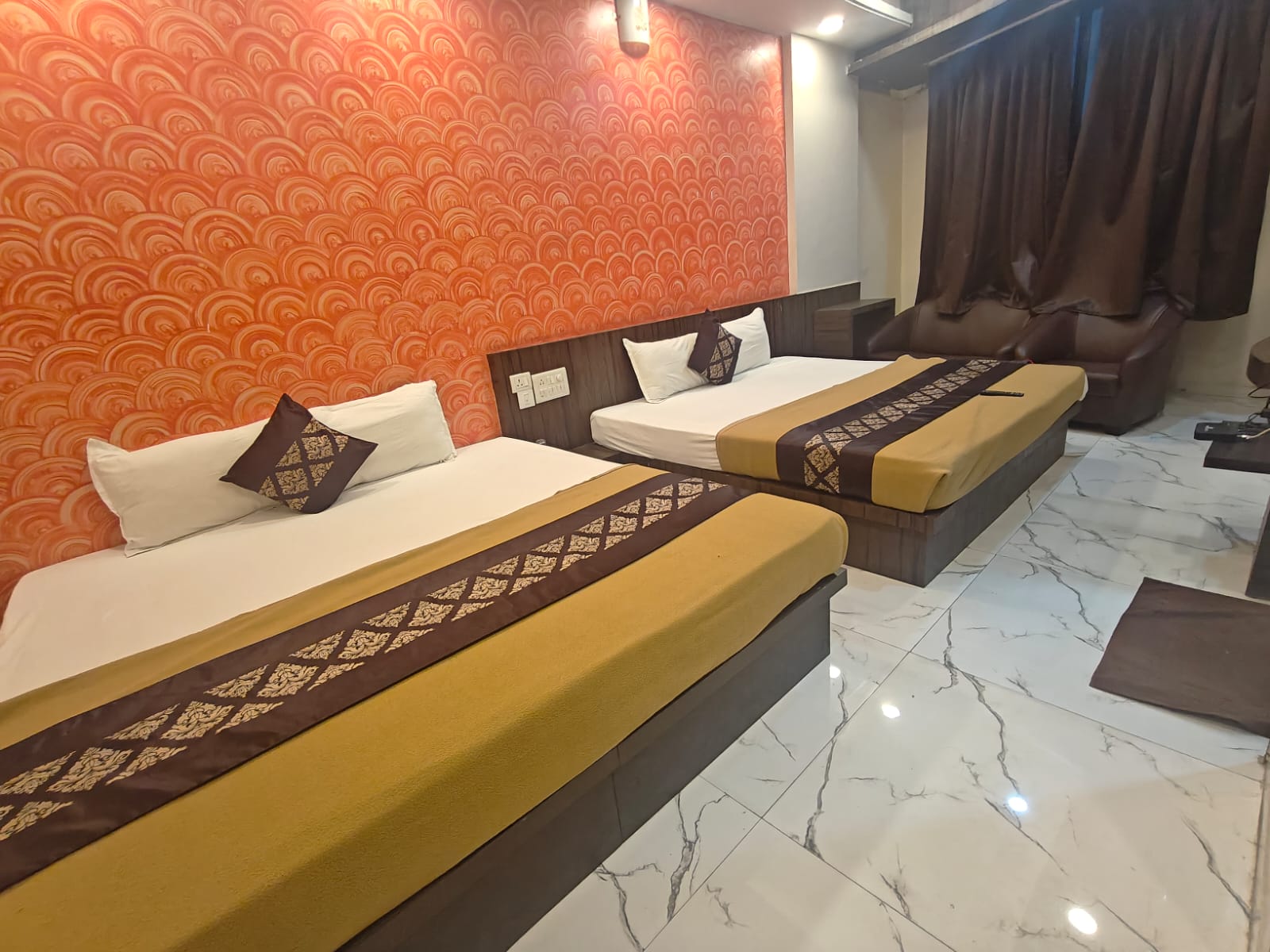 HOTEL VISHWAVEER INN - Tap to explore photos