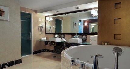InterContinental ABU DHABI Room Type - Royal Suite Smoking