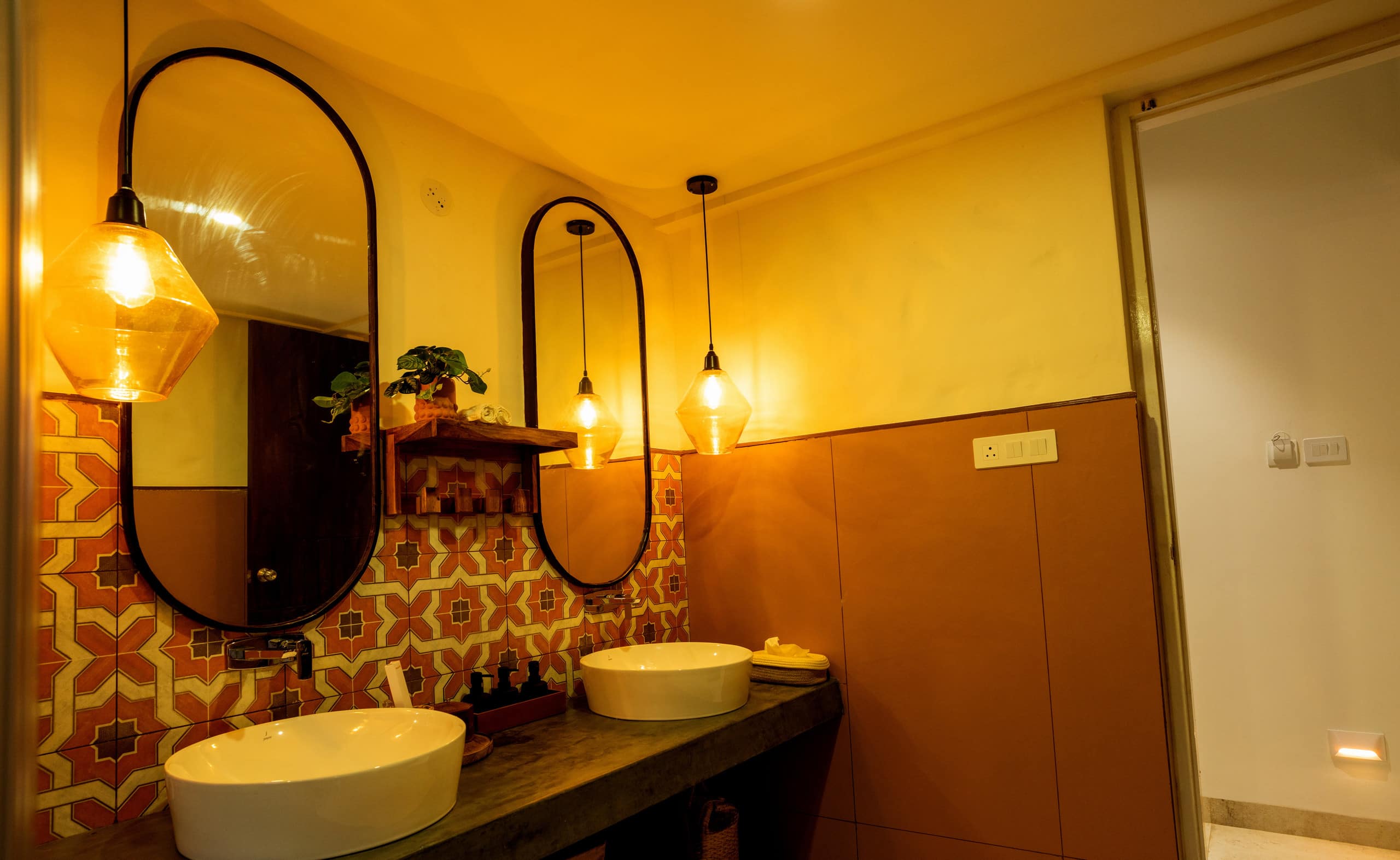Queen Suite Room Villa Vara Beach Stays with Pool - Tap to explore photos