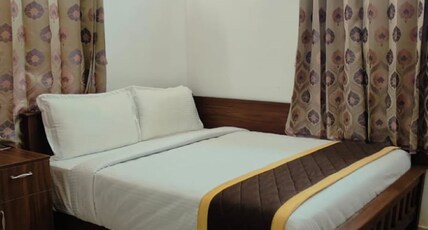 Purple Orchid by Xacro Xperiences Room Type - Premium Queen Room