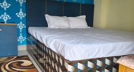 Hotel Shiwansh INN Room Type - Deluxe Room with Air Conditioning Hotel Shiwansh INN Room Type - Deluxe Room with Air Conditioning