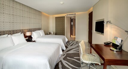 Crowne Plaza DHAKA GULSHAN Room Type - 1 Twin Premium Smoking
