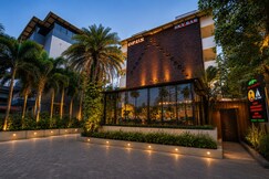 Hotel Meraden Opus, Anjuna Beach, Goa