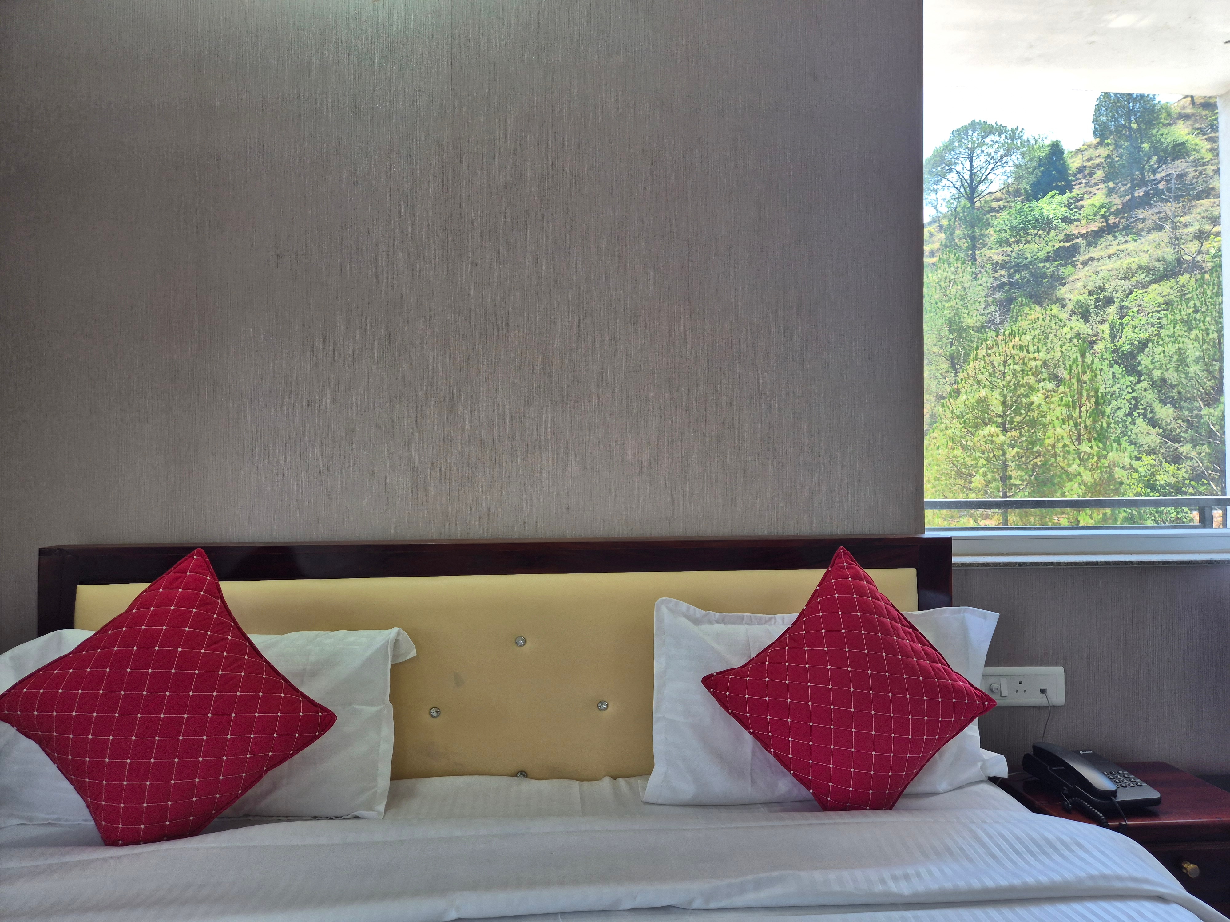 Hotel Lansdowne Vacations - Tap to explore photos