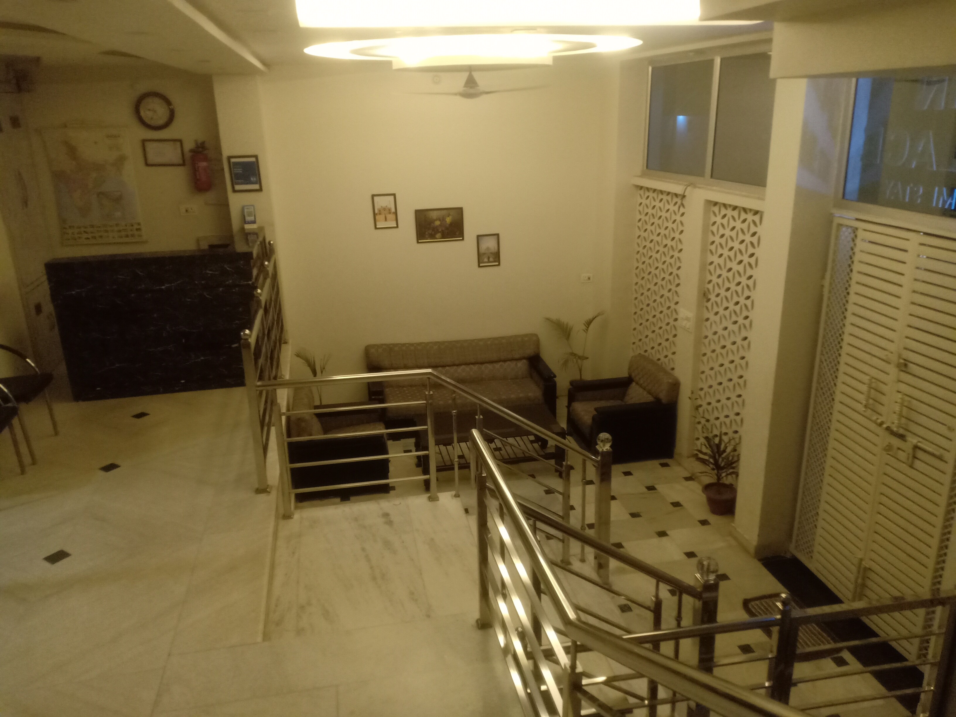 HN PALACE Homestay Agra - Tap to explore photos