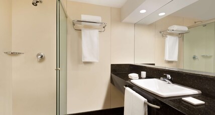 Hilton Copacabana Rio de Janeiro Room Type - EXEC COPACABANA VIEW TWIN