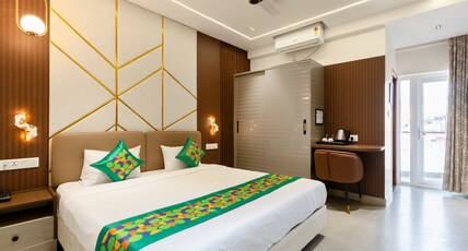 Treebo Tranquil Inn Marathalli Room Type - Deluxe Room with Balcony