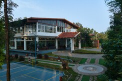 Address of Coffee Grove Resort 
