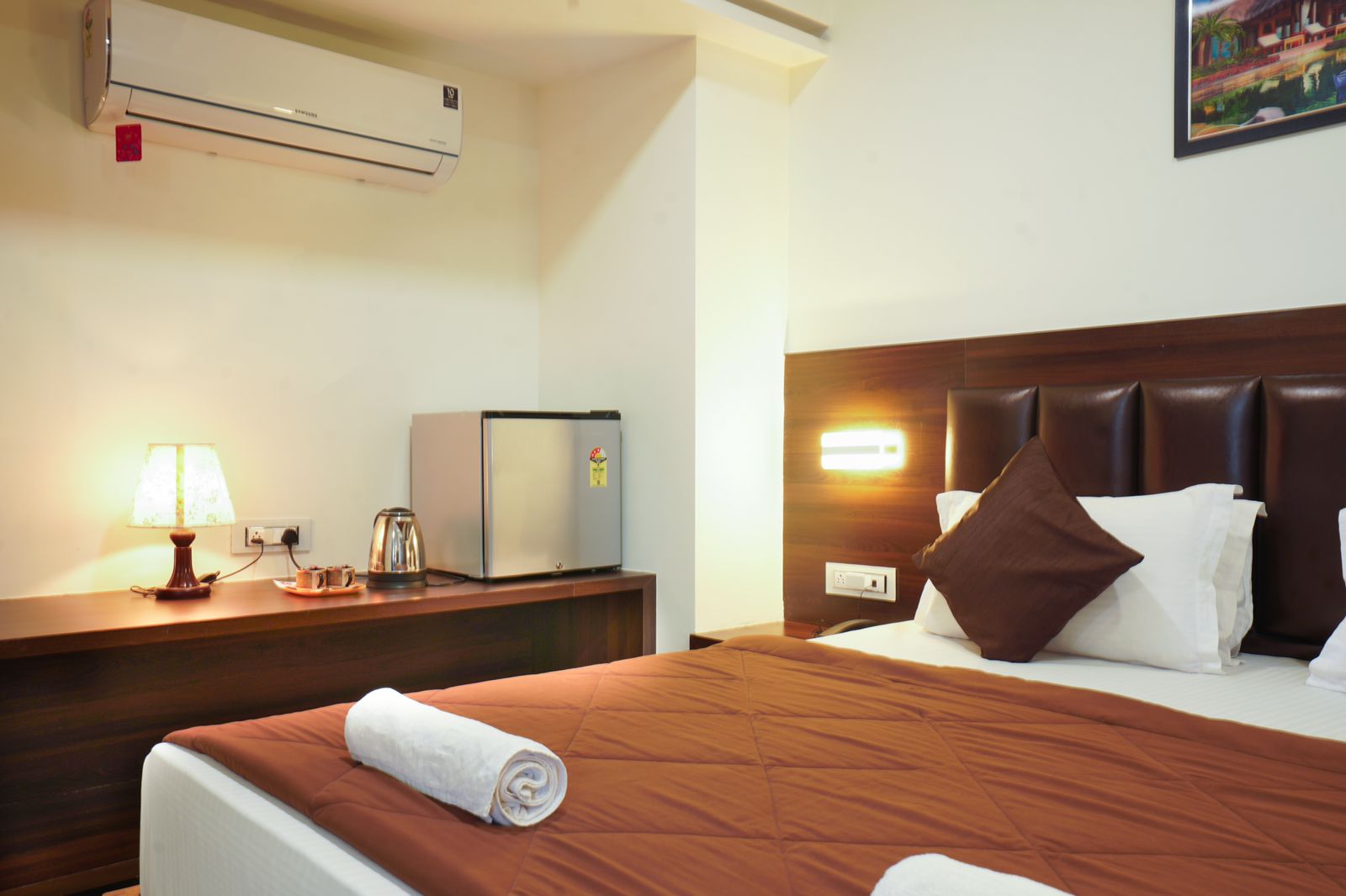 Sayaji Lodging - Tap to explore photos