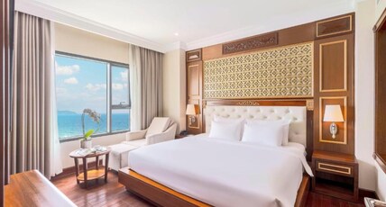 DLG Hotel Danang Room Type - Executive Suite - Ocean Front