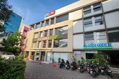 Khanna Fiesta  - A Bergamont Hotel