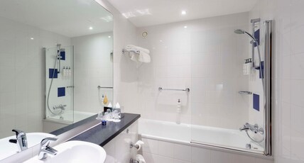 Park Inn by Radisson Aberdeen Room Type - Standard Room