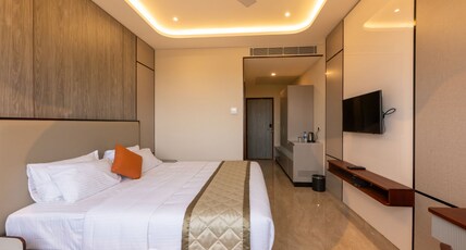 FORTUNE VILLAGE HOTEL Room Type - Deluxe Double room Ac