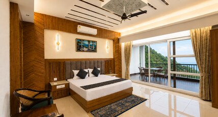 The Royal Terrace Room Type - MAHARAJA SUIT AC ROOM WITH PRIVATE BALCONY