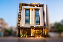 Photos of The Bellevue - 1.5km from Railway Station