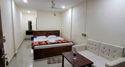 The western lodge Room Type - Deluxe  Non AC Room