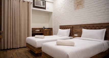 Hotel Imperial Stayz Sector 42 Room Type - Twin Deluxe With Balcony