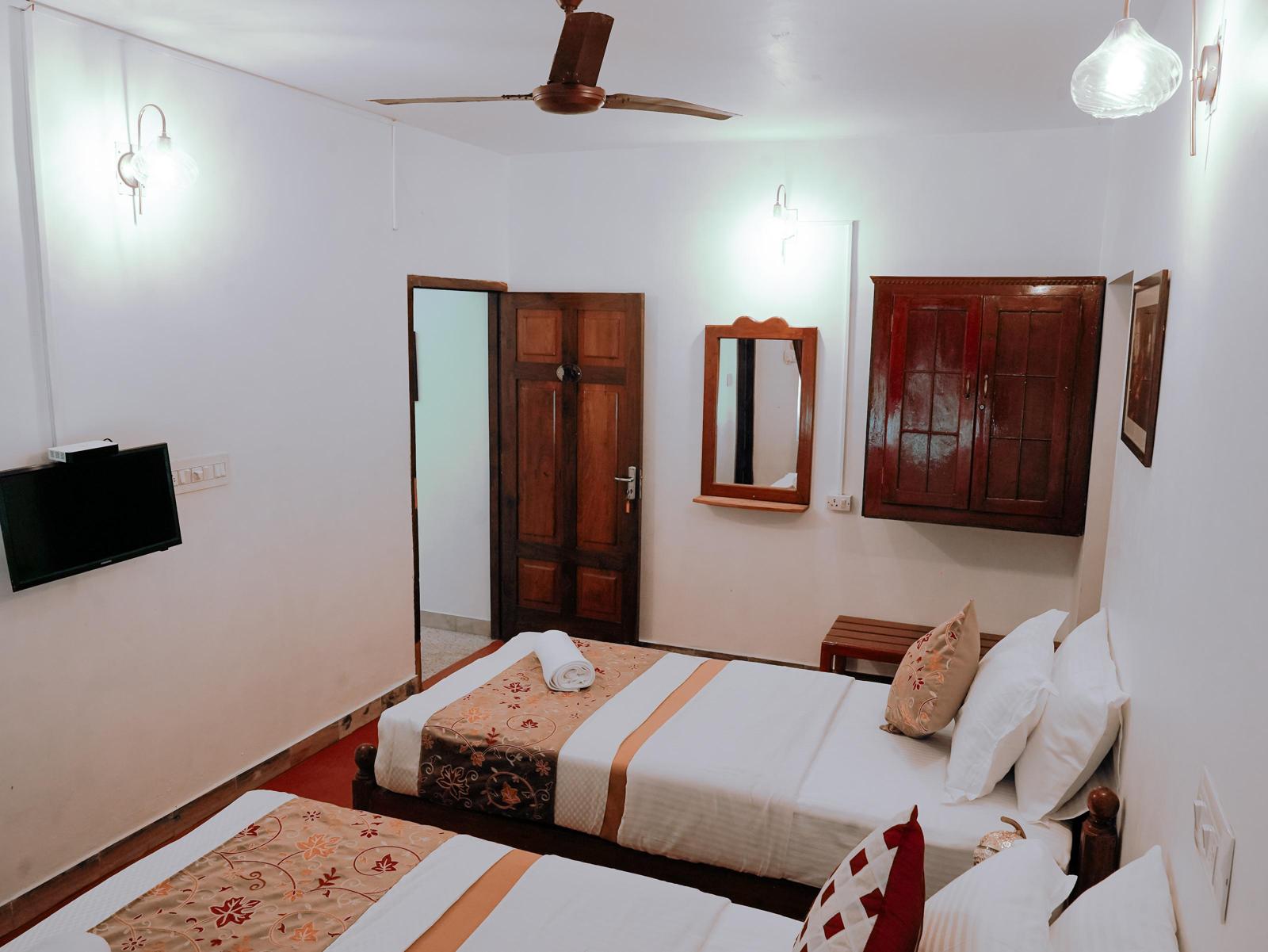 Scarlet's Inn kochi - Tap to explore photos