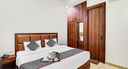 Hotel The Golden Taj Room Type - Deluxe Room