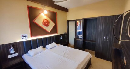 Hotel Divya Palace Room Type - Standard AC Room