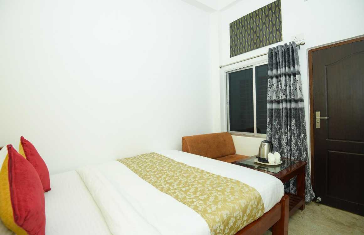 Hotel O Ma Sushila - Tap to explore photos