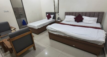 Hotel Shree Rajendra Inn (Ram Temple View) Room Type - TRIPLE STANDARD