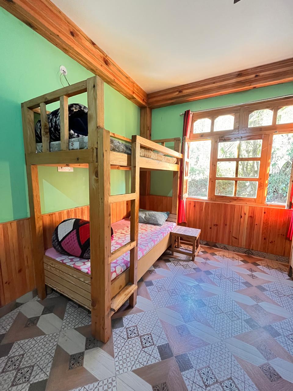 Ohana Cafe & Homestay - Tap to explore photos