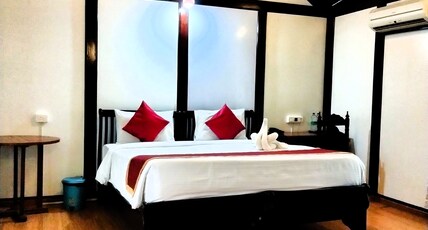 Rajapark Beach Resort Room Type - Vintage Cabin
