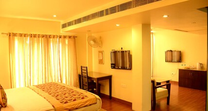 Hotel Fairway Room Type - Luxury Suite Room